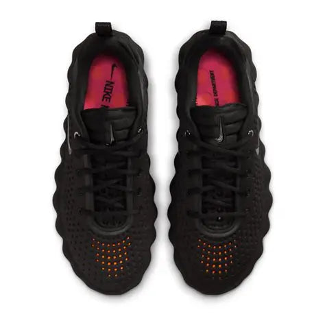 MIND 002 BLACK